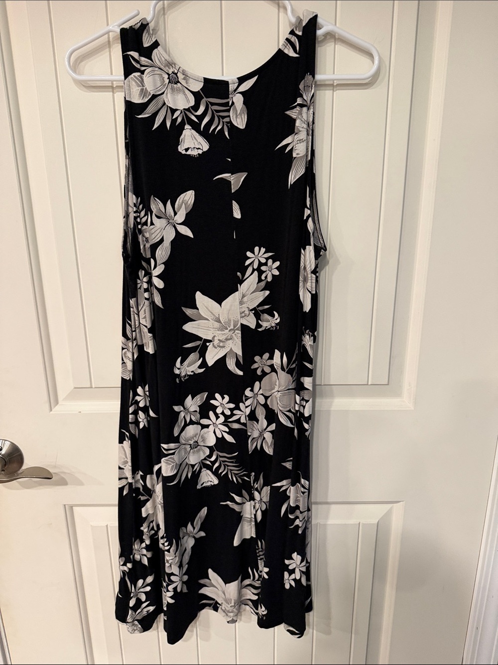 Old Navy Black and White Floral Dress - Picture 3 of 4